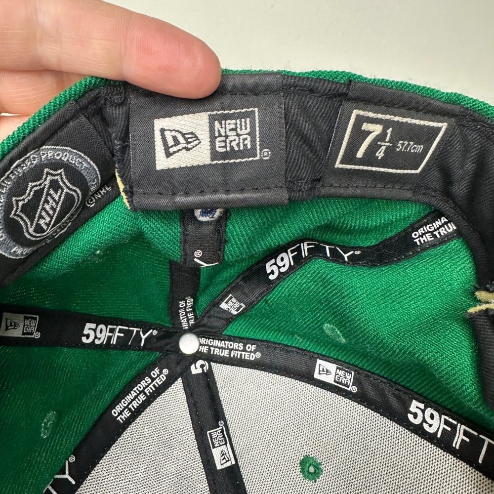 New Era Vancouver Canucks NHL Hockey Green Hat Fitted 7 1/4 Embroidered Logo - Picture 10 of 10